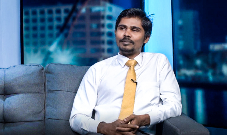 ޔާމީނާއި އެކީ ސިޔާސީ މަސައްކަތް ކުރުން އެއީ ގައުމަށް ރަނގަޅު މަގެއް ފެންނާނެ ގޮތެއް ނޫން: މޫކޭ