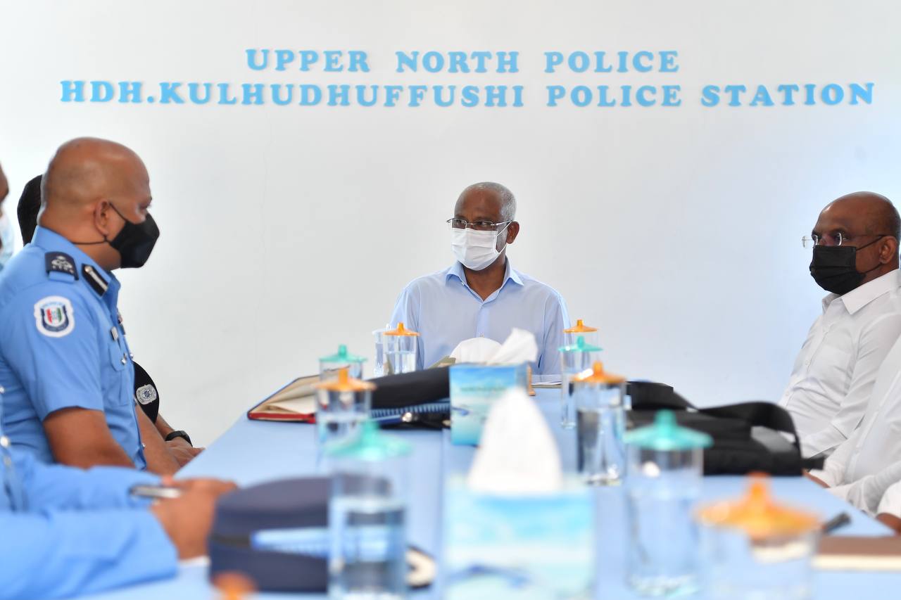 ގާނޫނު ތަންފީޒް ކުރުމުގައި ފަސްނުޖެހުމަށް ފުލުހުންގެ ކިބައިން ރައީސް ސޯލިހު އެދިލައްވައިފި
