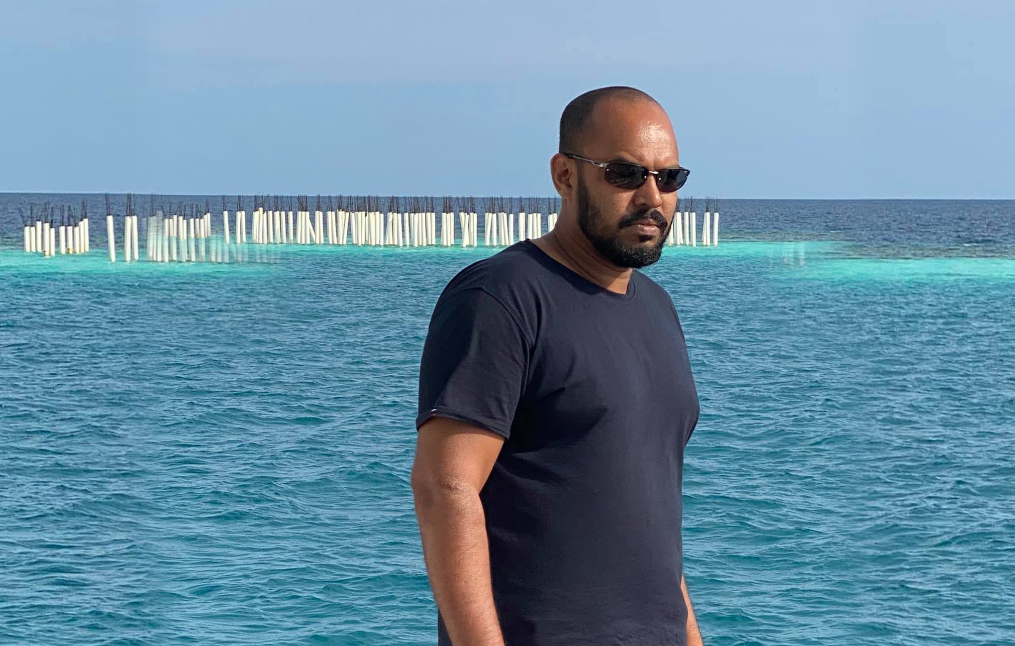 އަސްވަދު ގެ ދީލަތި އެހީ އާއި އެކު އެމްބިއުލާންސް ނަޑެއްލާއަށް