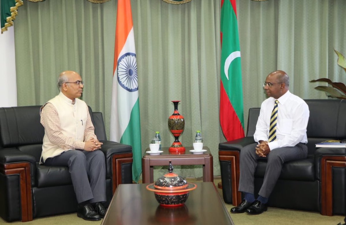 މިނިސްޓަރ ޝާހިދު އިންޑިއާއަށް ވަޑިގަނެފި