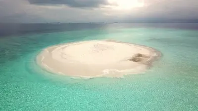 ވާގާތުގަލު ހުއްޓާ އެދިގޮވަނީ އަހަރެން ސަލާމާތްކޮށްދީ!