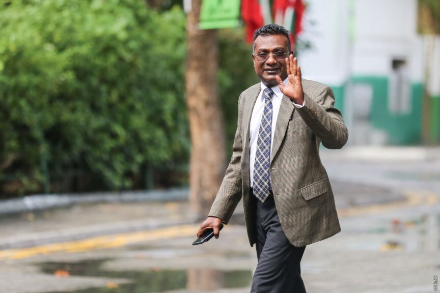 ޖާބިރުގެ ޕާސްޕޯޓު ހިފަހައްޓައިފި