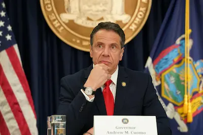 ނިއުޔޯކުގެ ގަވަރުނަރު ތަފާތު އެތައް އަންހެނުންނަކަށް ޖިންސީ ގޯނާ ކުރިކަން ހާމަވެއްޖެ