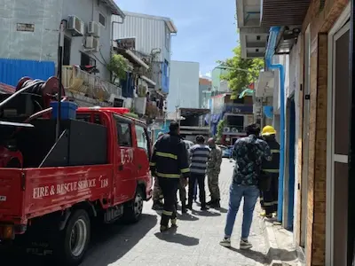 ގޭސް ފުޅިއެއް ގޮވައި ދެމީހަކަށް އަނިޔާވެއްޖެ