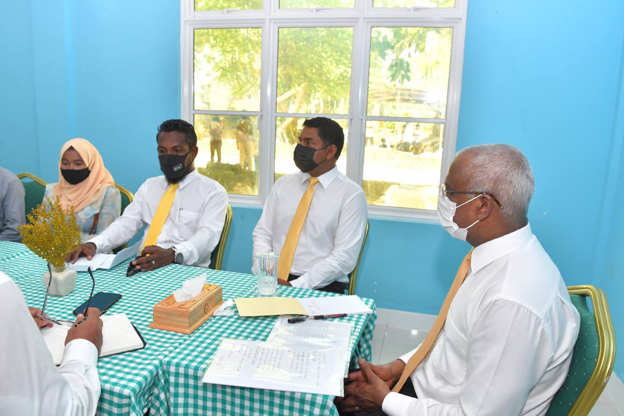 އަންހެނުން ކޮމެޓީގެ މުސާރަ ދެގުނައަށް ބޮޑުކޮށްދިނުމަށް ރައީސް ވައުދުވެ ވަޑައިގެންފި