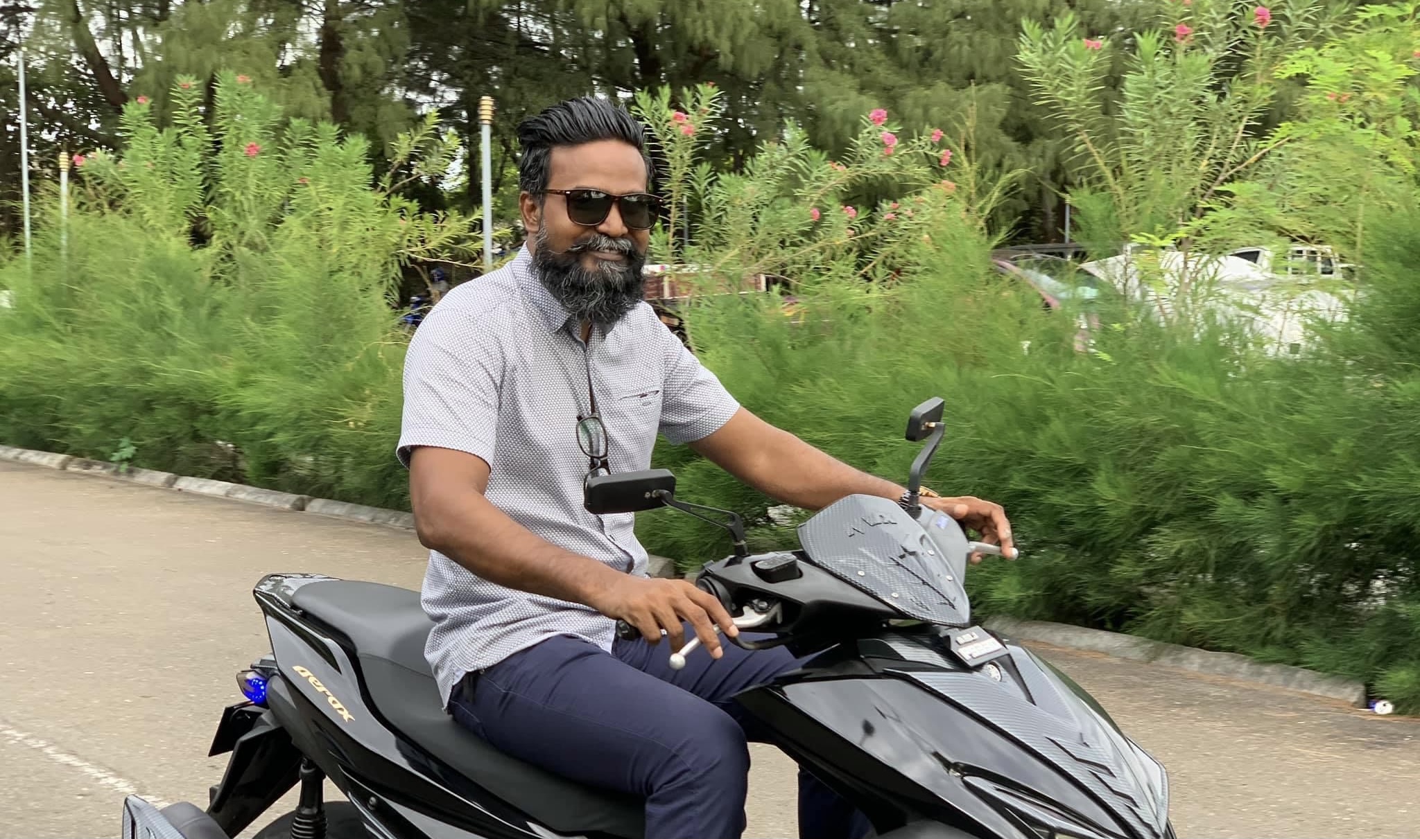 މަޑަވެލި، ހޯޑެއްދޫ އަދި ނަޑެއްލާގެ އެންމެ މޮޅު ދަރިވަރަށް ނާފިޒްގެ ވަރަށް ޚާއްސަ ހަދިޔާއެއް