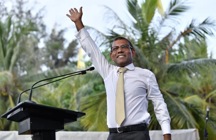 ގައުމީ މަޖިލީހުގައި އަޅުގަނޑުގެ ތާއީދުއޮތީ ބަރުލަމާނީ ނިޒާމަށް ތާއީދުކުރާ ކެނޑިޑޭޓުންނަށް އެކަނި : ނަޝީދު