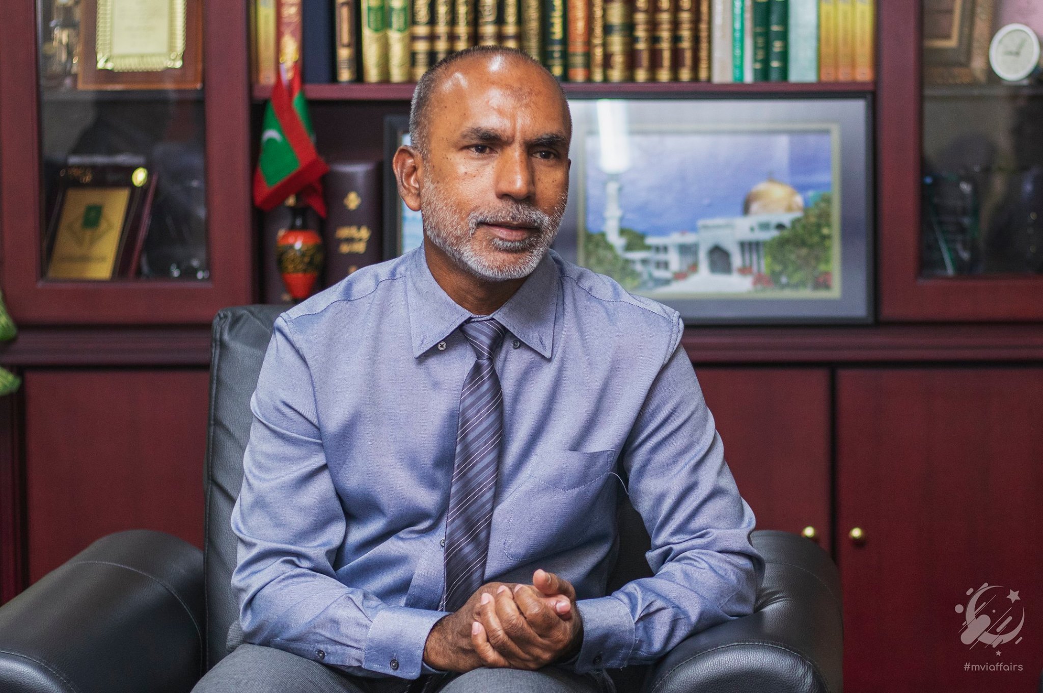 ސްކޫލްތަކުގައި އިސްލާމް ކިޔަވައިދޭން ބޭރު ޓީޗަރުން ގެންނަނީ