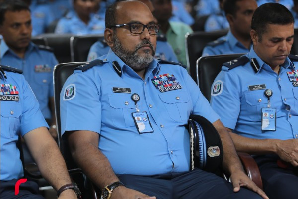 ފަނޑިޔާރުންގެ އޯޑިޔޯތަކަށް ބަލައި ރައީސް ޔާމީން މިނިވަންކުރަން ޖެހޭ: ނަވާޒު