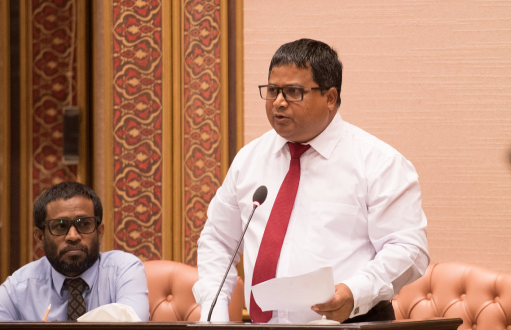 ނައިފަރުގައި އައިސްޕްލާންޓެއް އަޅައިދިނުމަކީ ސަރުކާރުގެ ވައުދުފުޅެއް ނޫން: ޑރ.ހުސައިން ރަޝީދު