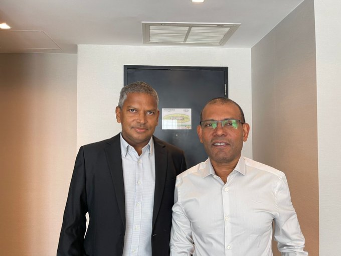 ރައީސް ނަޝީދު ދުބާއީއަށް ވަޑައިގެންފި