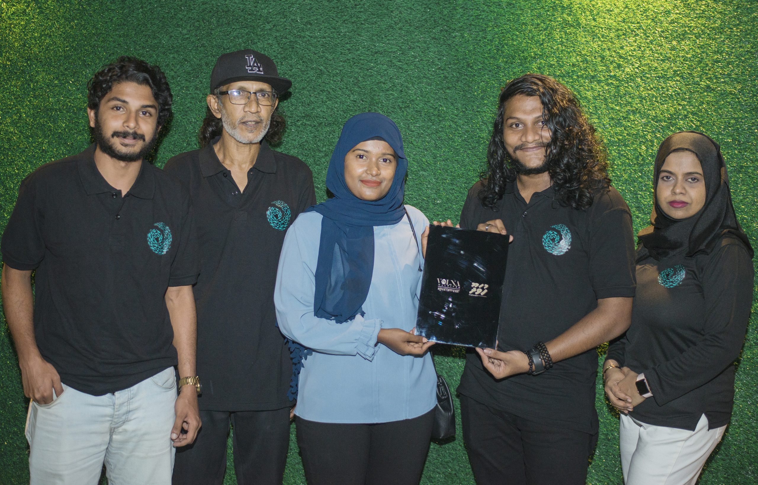 ހުވަދޫ މީޑިއާ ގްރޫޕްގެ އޮފިޝަލް ކިޓް ޕާޓްނަރަކަށް ވޮލްނާ މޯލްޑިވްސް