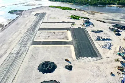 ފަރެސްމާތޮޑާ އެއަރޕޯޓް ރަންވޭގެ ތާރައެޅުމަށް ވާންޖެހޭ އެންމެފަހުގެ ތައްޔާރީތައް ދަނީ ވަމުން: އެމްޓީސީސީ