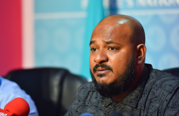 ތިތިބީ ގައުމު ވިއްކާލައިގެން، މޭ ފުއްޕާފަ މަމީ އާނޯލްޑޭ ބުނި ޒަމާން ނިމިއްޖެ – ޝުޖާއު