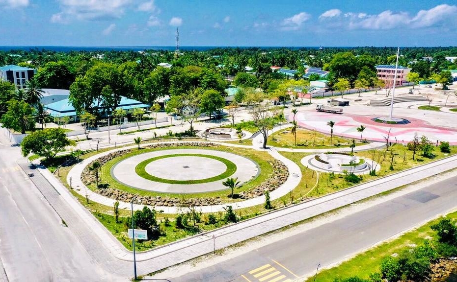 ހަތަރު މަހަށްފަހު އައްޑޫ ސިޓީ ހުޅުވާލައިފި