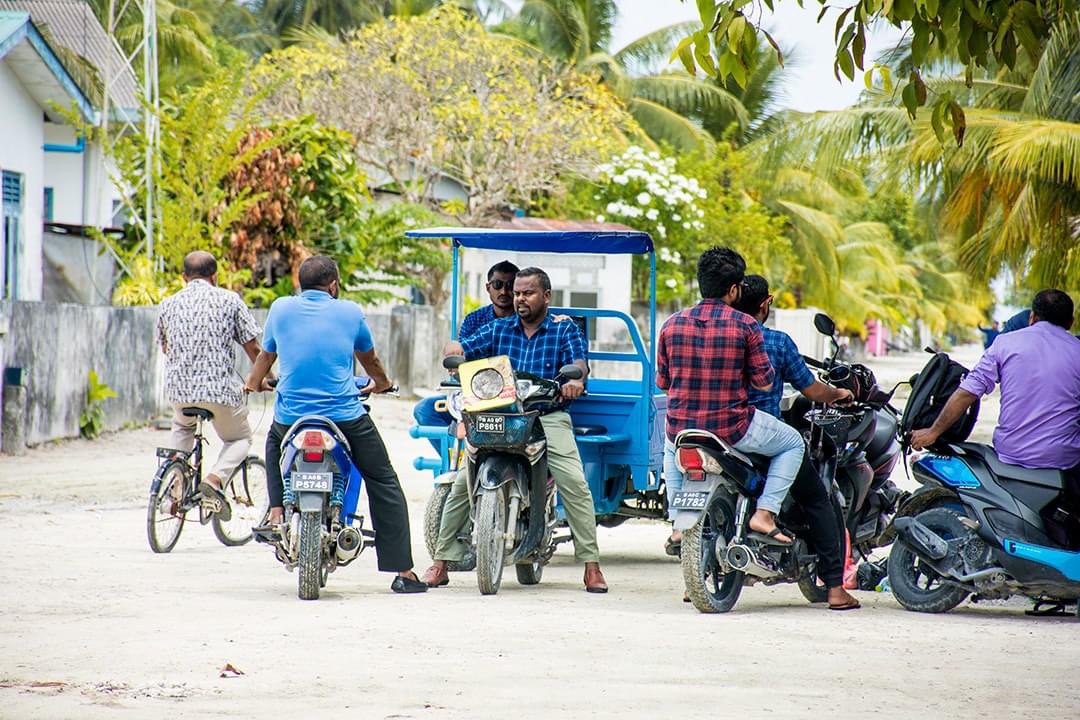 މެހުމާންދާރީ އަދާ ކުރުމުގައި ފިޔޯރީ އަކީ ނަމޫނާ ރަށެއް!