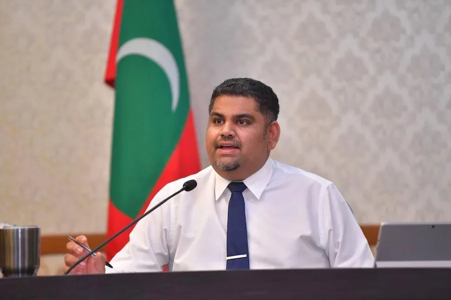 މަބްރޫކް ކޮވިޑަށް ފައްސިވެއްޖެ