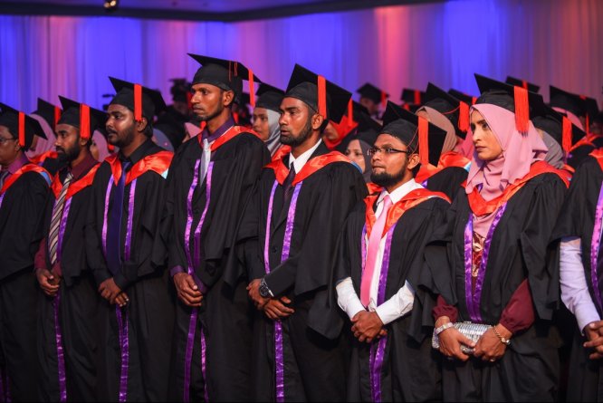 ބާރަ ހާހަށްވުރެ ގިނަ ދަރިވަރުން ހިލޭ ޑިގްރީ: ތައުލީމީ ދާއިރާއަށް ލިބުނު ބޮޑު ކާމިޔާބީއެއް