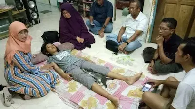 ހަޤީޤީ ދިރިއުޅުމުގައި “ސްލީޕިންގ ބިއުޓީ” އެއް، ނިދާއިރު، ހޭލުމެއް ނެތި 13 ދުވަހަށް ނިދާ