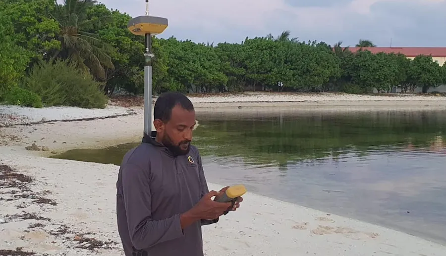 ކޮލަމާފުށީ މަގު ހެދުމުގެ މަޝްރޫއުގެ ދަށުން ސަރވޭ ހެދުމުގެ މަސައްކަތް ފަށައިފި