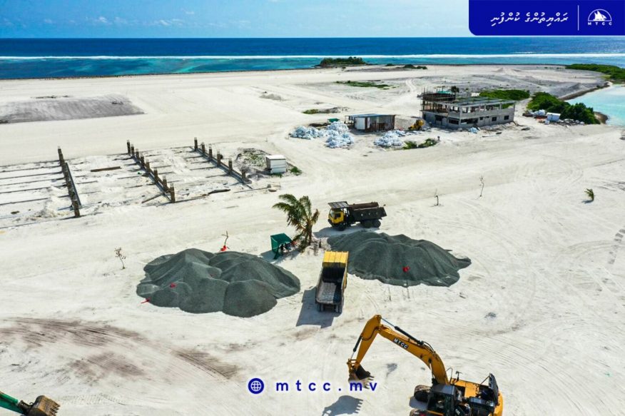 އަންނަ މިނިވަން ދުވަހާ ދިމާކޮށް ފަރެސްމާތޮޑާ އެއަރޕޯޓް ނިންމަނީ