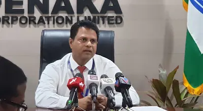 ފެނަކައިގެ މުވައްޒަފުންގެ މުސާރަ ބޮޑުވެގެން ދިއުމަކީ ދެކުނު ހުވަފެން ހަގީގަތަކަށްވުން – ފެނަކަ އެމްޑީ