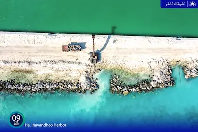 އިހަވަންދޫ ބަނދަރު ތަރައްގީ ކުރުމުގެ 80 އިންސައްތަ މަސައްކަތް ނިމިއްޖެ