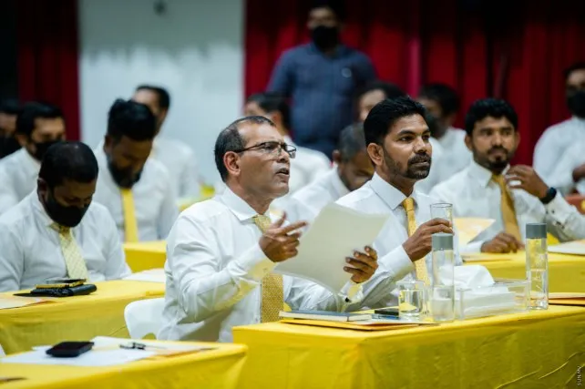 30 ޕަސެންޓުން ވެރިކަމަށް އާދެވޭގޮތް ހެދުމަކީ ބޭނުންތެރި ކަމެއް- ރައީސް ނަޝީދު