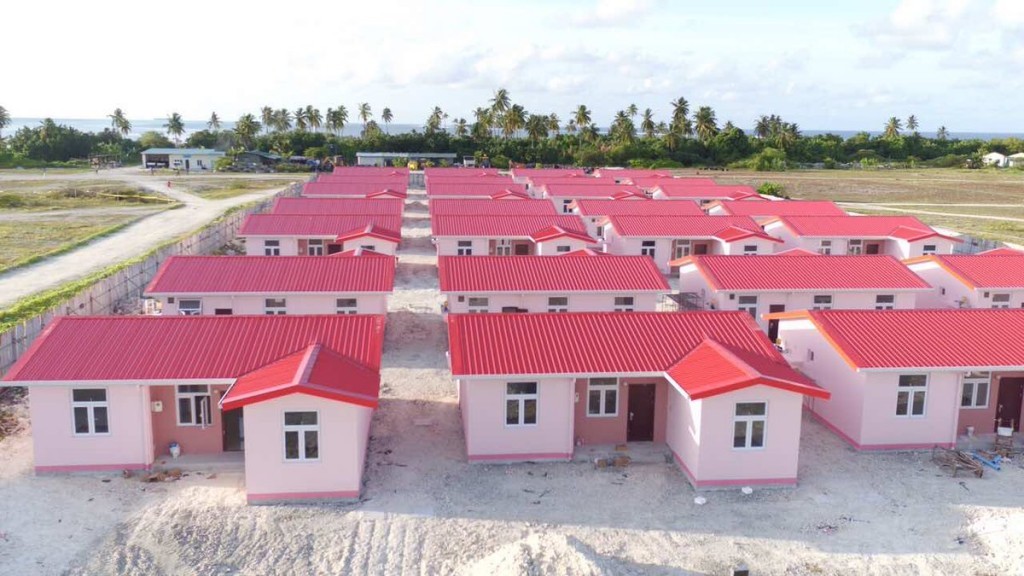 ވިލިނގިލި ހިމެނޭހެން 5 ރަށެއްގައި ހައުސިންގ ޔުނިޓް އަޅާނެ ބަޔަކު ހޯދަނީ