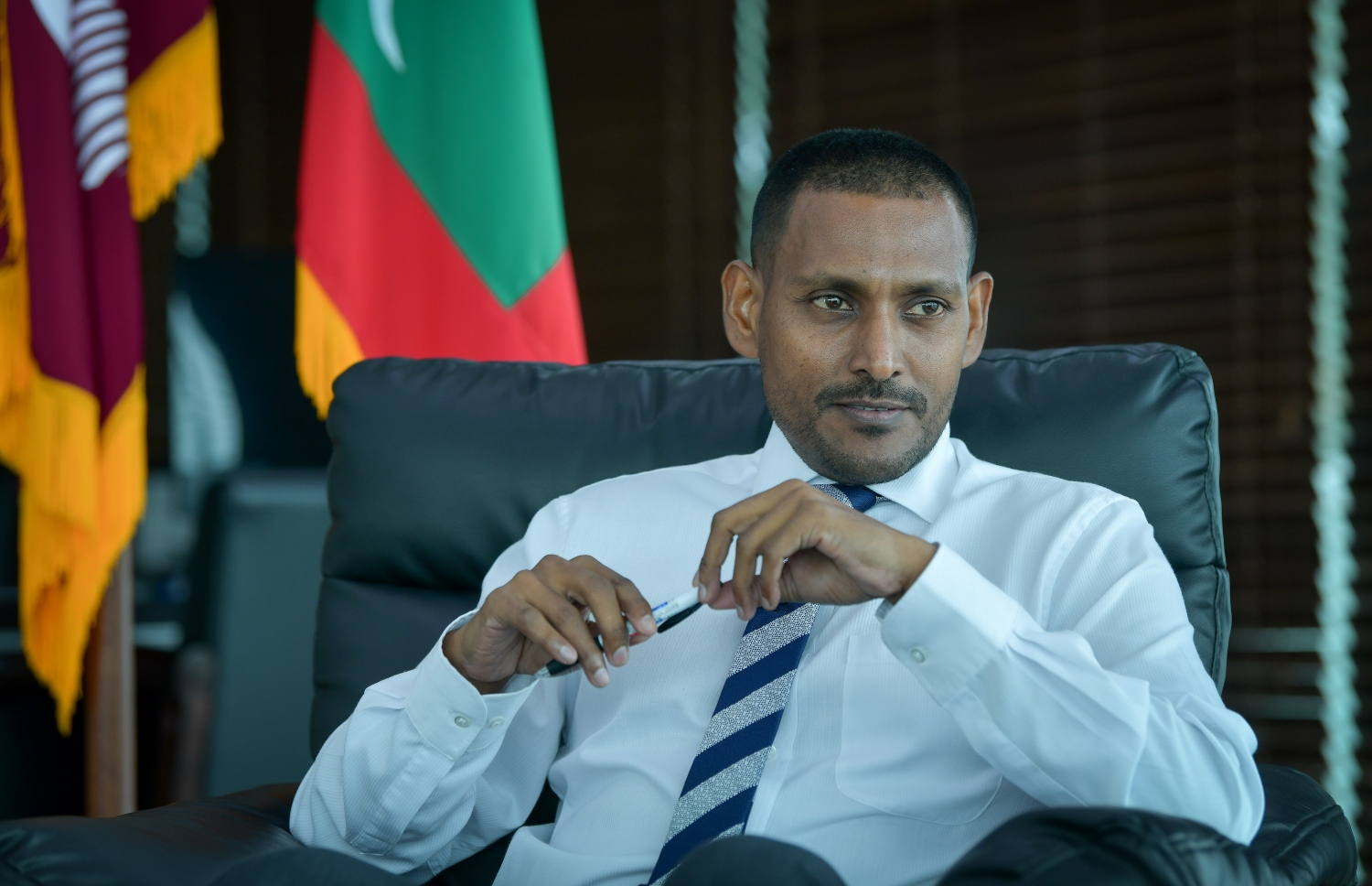 ގާނޫނެއް ހަދައި، ތަންފީޒީ އިދާރާތަކާއި ހަވާލުކުރުމުން  މޫނަކަށް ކަނދުރާއަކަށް ނުބަލާނެ – ޝަމީމް