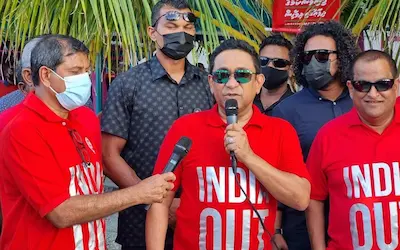 އިންޑިޔާ އައުޓް ބޮޑު ހަރަކާތް ނުބޭއްވެ ކަމަށް އެއްވެސް ފަރާތަކުން ނާންގާ: އިދިކޮޅު