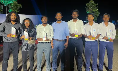 ކަލާސް އެވޯޑްގެ 8 އެވޯޑާއެކު ތިނަދޫ އެތުލެޓިކްސް ޓީމް  ޤައުމީ ކުޅިވަރުގެ އެންމެ ކުރީ ސަފަށް