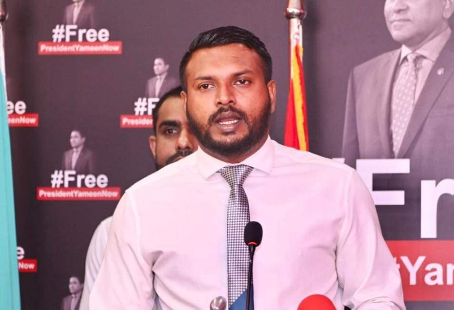 ހޯރަފުށީ އެއަރޕޯޓު ހުޅުވިފަހުން, އިތުރު ދެ އެއާޕޯޓު ތަރައްގީ ކޮށް ޚިދުމަތް ދެވޭހާ ގިނަ ފައިސާ ޚަރަދު ކުރެވިއްޖެ – ނަރީޝް