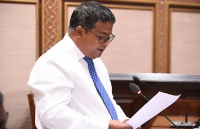 މިއަދުގެ މަޖިލީހަށް ފިޝަރީޒް މިނިސްޓަރ “އޮޅުމަކުން” ހާޒިރުކޮށްފި