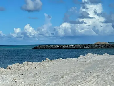 ކޮލަމާފުށީ ބަނދަރުގެ މަސައްކަތް ހުއްޓުމަކަށް