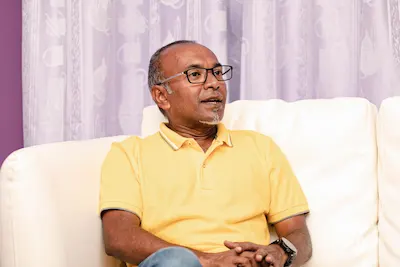 ވޯޓުލުމަށްފަހު ކަރުދާސްކޮޅު ފޮޓޯ ނަގަން މުވައްޒަފުންނަށް އެބަ އަންގާ: ހަސަން ލަތީފް