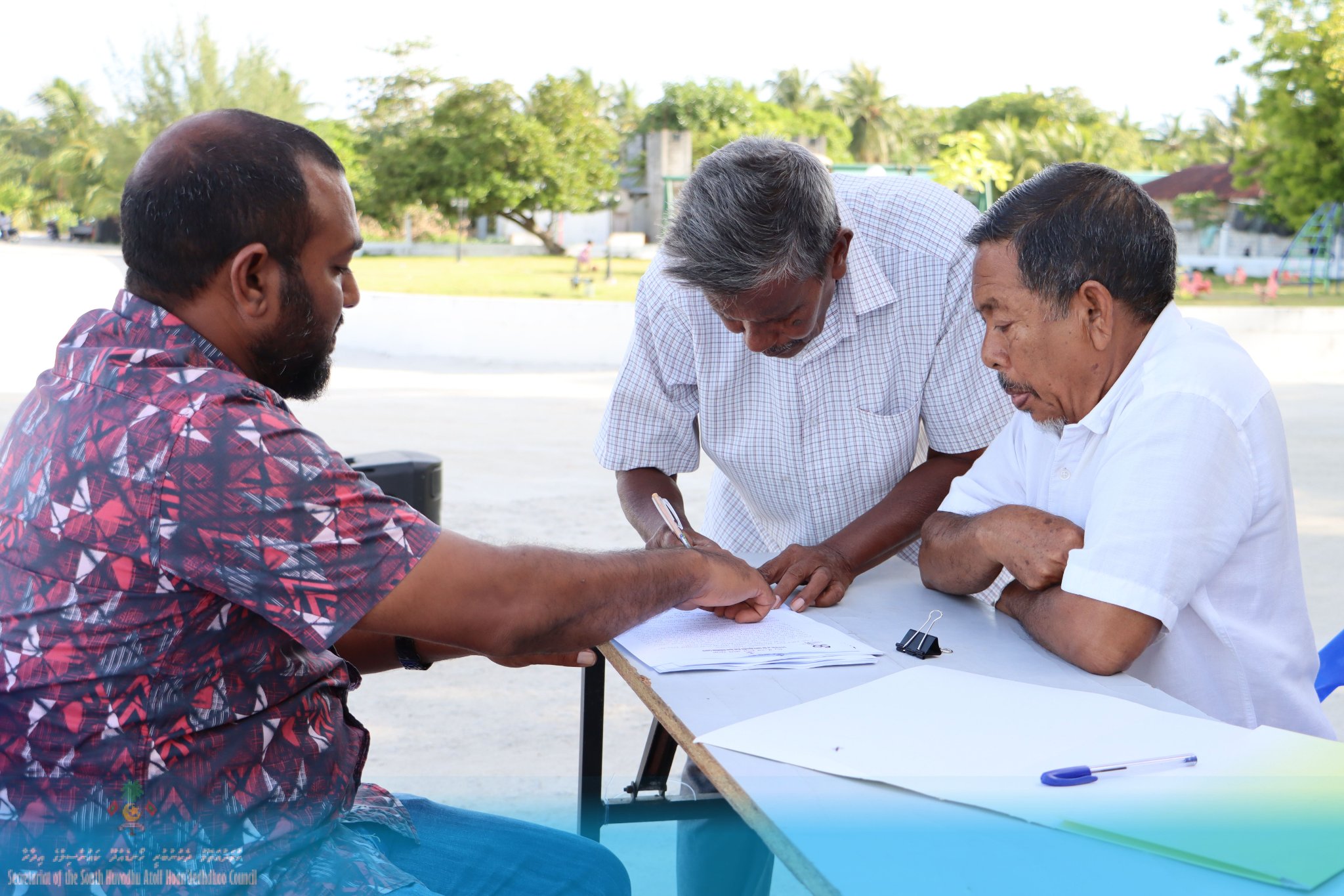 ހުވަދޫ ފިޝަރީޒް ކޮމްޕްލެކްސްގެ މައްސަލަ ރައީސަށް ހުށަހެޅުމަށް ޕެޓިޝަނެއް ތައްޔާރުކުރަނީ