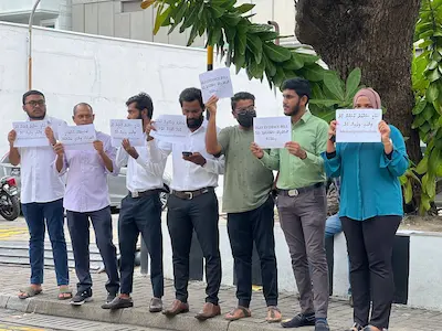 ހެއްކާ ބެހޭ ބިލް އިސްލާޙު ކުރުމަށް ގޮވާލާ ނޫސްވެރިން އިޙްތިޖާޖު ކުރަން ފަށައިފި