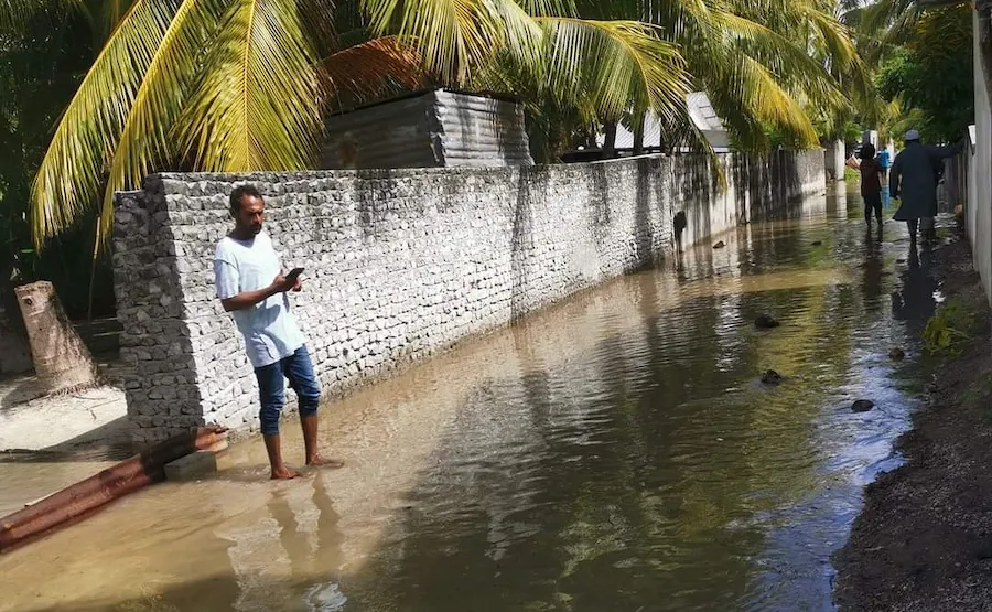 އުދަ އަރައި ގެއްލުން ވަމުންދާ ބައެއް ރަށްތަކުން އެހީއަށް އެދިއްޖެ