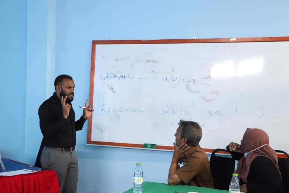 އިއްޔެއަކީ ދެއްވަދޫއަށް ކަޅު އަނދިރި، ހިތާމަވެރި ދުވަހެއް