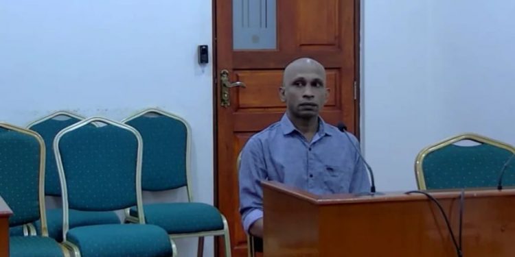 އިސްލާމްދީނަށް ފުރައްސާރަކުރި ރުސްތުމް މިނިވަން ކޮށްފި