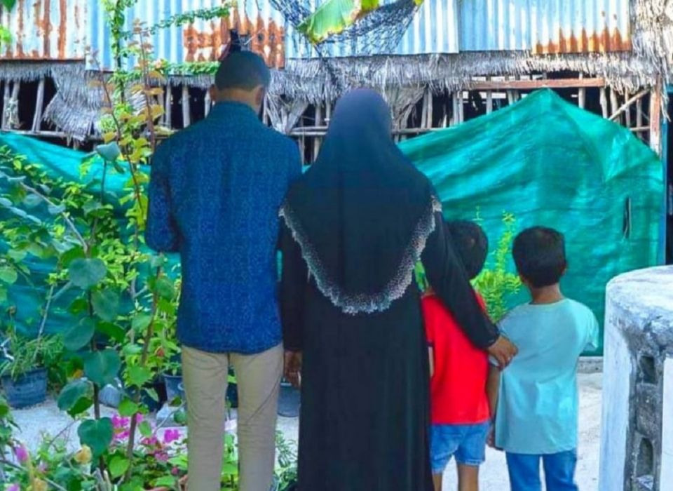 އެކަނިވެރި މައެއްގެ ބަދުނަސީބް ދިރިއުޅުމަށް މަމްސްގެ ބޮޑު އެހީއެއް