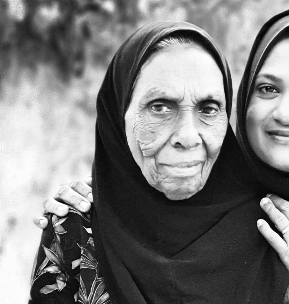 ތިނަދޫއިން ގެއްލުނު ހައްވަހަންތައަށް އައިސީޔޫގައި ފަރުވާ ދެމުން ދަނިކޮށް ނިޔާވެއްޖެ