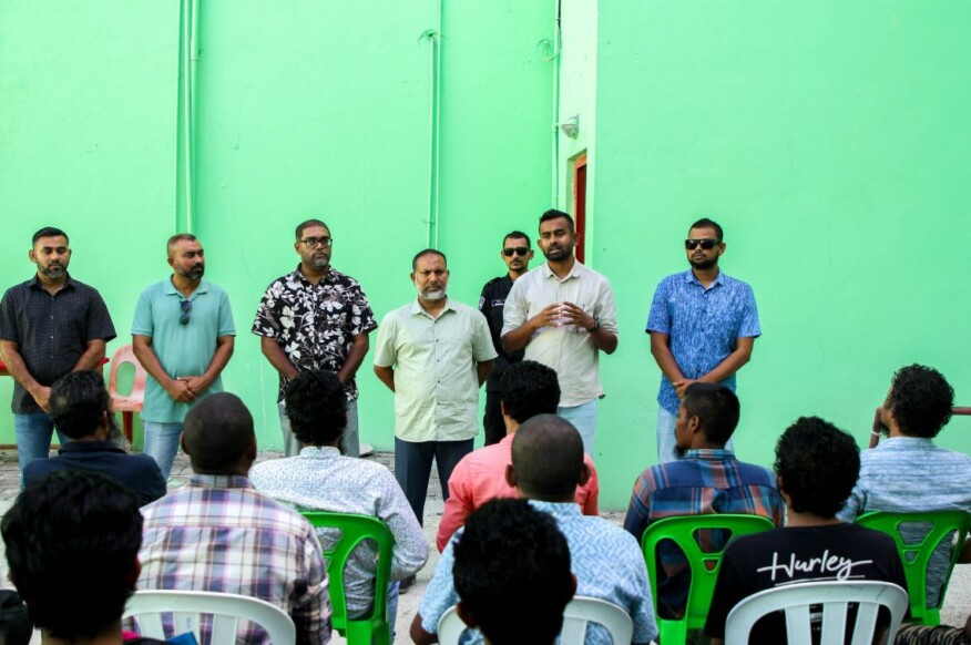 ފަރުވާ ޕްރޮގްރާމް ނިންމި 32 ގައިދީން އާއިލާ އާ ހަވާލުކޮށްފި