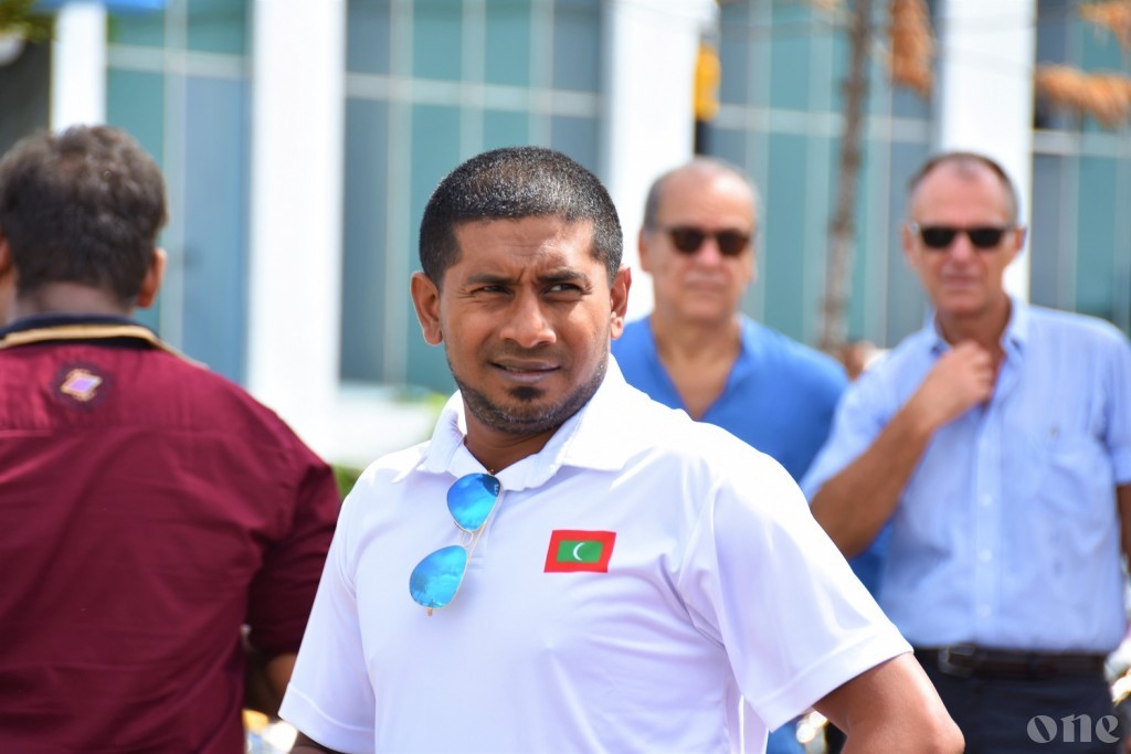މަހުލޫފް ޗެކްކުރި އޭވިއޭޝަން ސެކިއުރިޓީ ކޮމާންޑް އޮފިސަރެއް ސަސްޕެންޑް ކޮށްފި