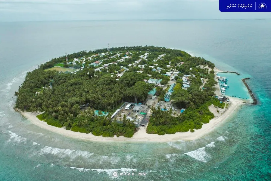 އަރައިރުމެއްގެ ތެރެއިން ޒުވާނެއްގެ ބަނޑަށް ވަޅި ހަރައި ޒަޚަމްކޮށްލައިފި