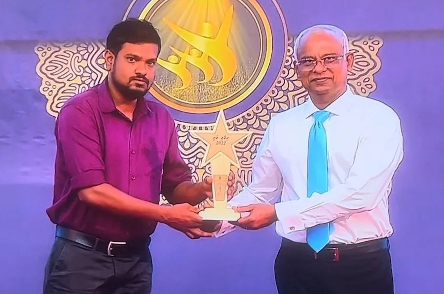 މައުރަޒު “ރިވެލި” ކުރެހުމުގެ ދާއިރާއިން 1 ވަނަ ތިނަދޫ، ޙަސަން ޝާޒްލީ