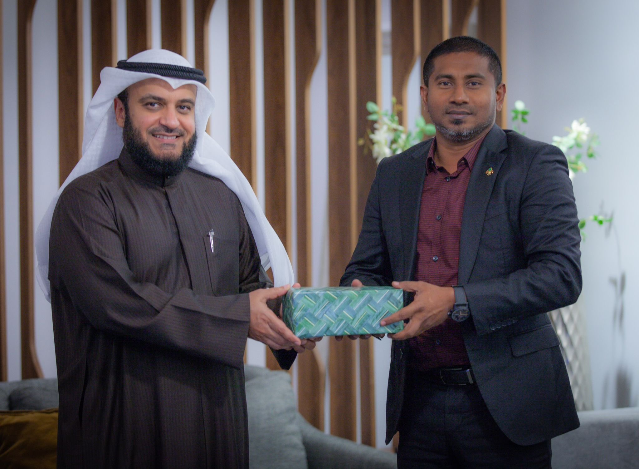 ރަންތާޖު ޤުރުއާން މުބާރާތުގެ ޚާއްޞަ އެއް މެހެމާނަކަށް ޤާރީ، ޝައިޚް މިޝާރީ