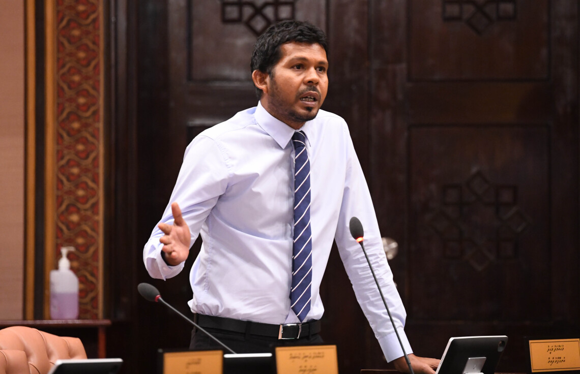 ވައުދުތައް ފުއްދާނެ ކަމަށްބުނެ، ވެރިކަން ނިންމާލަނީ ކުށްވެރިން ދޫކުރަމުން:ވައްޑެ