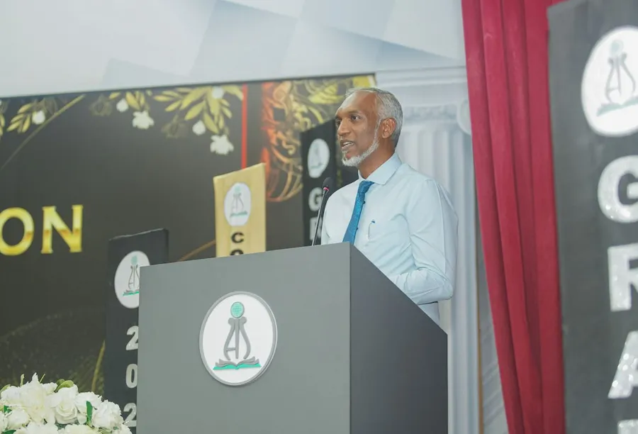 އެލްޖީބީޓީގެ ވަބާއަށް ސަމާލުވުމަށް މޭޔަރ މުޢިއްޒު ގޮވާލައްވައިފި